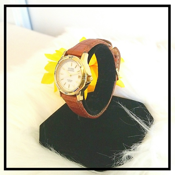 Vintage Women's Two Tone Guess Watch - Picture 3 of 5